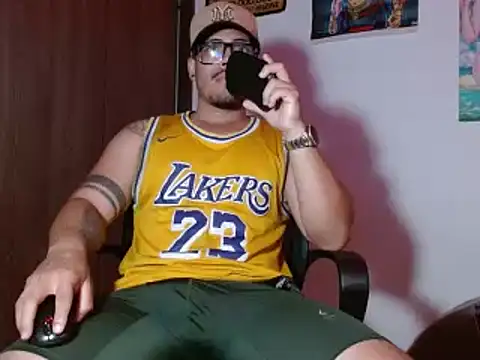 Danielsbigcum online show from 10/26/25, 06:19