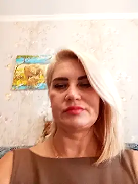 JennyOMay online show from 10/14/25, 03:18