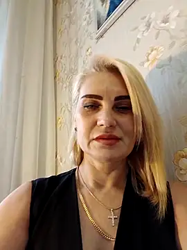 JennyOMay online show from 11/27/25, 04:14