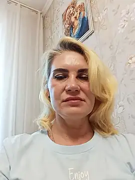 Snapshot of JennyOMay chatting on 06/06/26, 03:55 JennyOMay online show from 06/06/26, 03:55