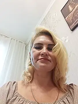 Snapshot of JennyOMay chatting on 07/10/26, 04:39 JennyOMay online show from 07/10/26, 04:39