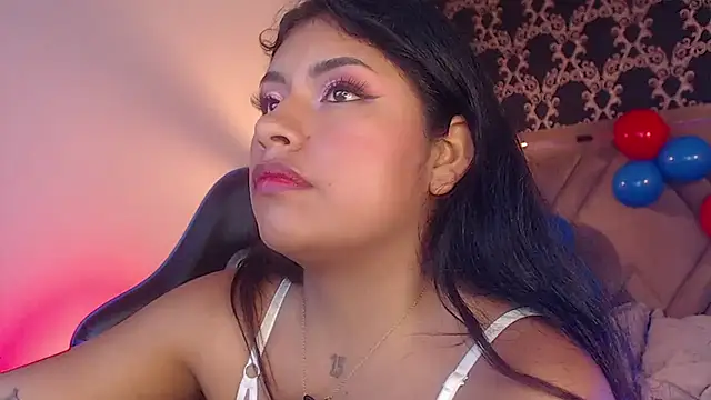 ChantalPetit online show from 07/04/26, 02:12