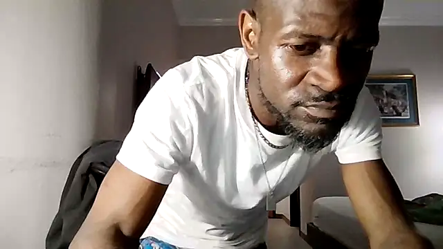 Maculine Stayr online show from 03/22/26, 10:24