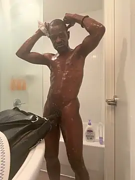 Maculine Stayr online show from 04/22/26, 09:38