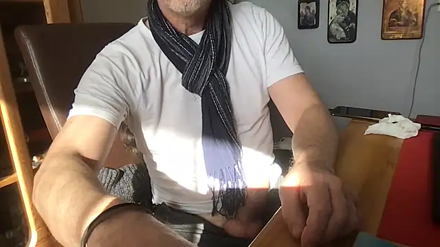 owlbimaikxh online show from 02/27/26, 10:26