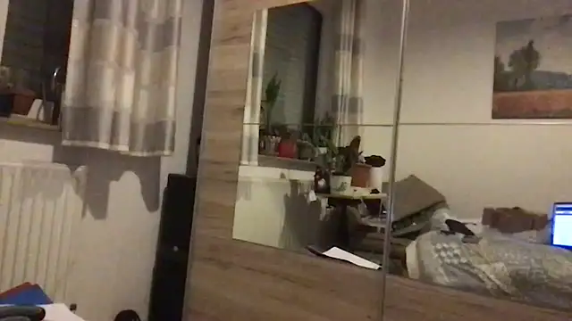 owlbimaikxh online show from 04/06/26, 07:04