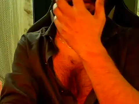 Snapshot of SHENOY3 chatting on 04/29/26, 02:21 SHENOY3 online show from 04/29/26, 02:21