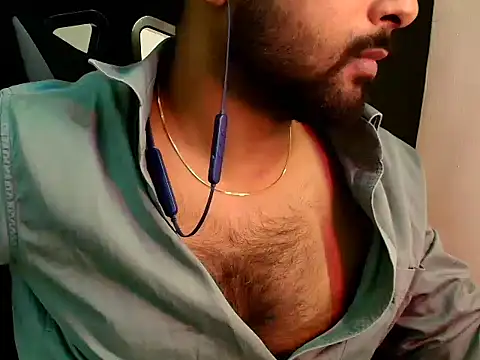 Snapshot of SHENOY3 chatting on 05/14/26, 08:04 SHENOY3 online show from 05/14/26, 08:04