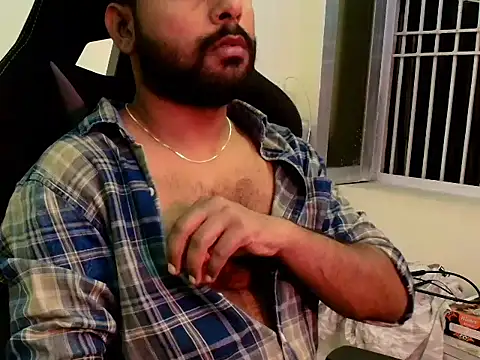 Snapshot of SHENOY3 chatting on 05/24/26, 06:57 SHENOY3 online show from 05/24/26, 06:57