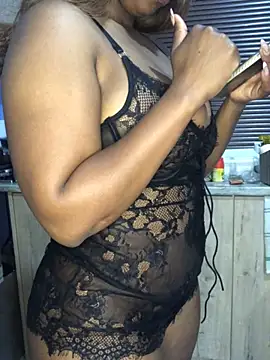 Mysterious peaches online show from 11/03/25, 06:42