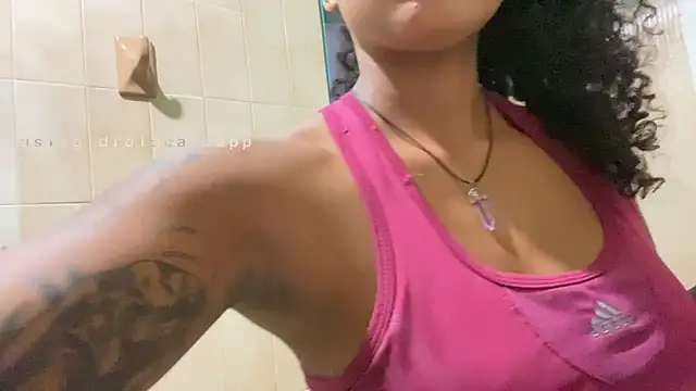 kelly thomson online show from 09/10/25, 10:21