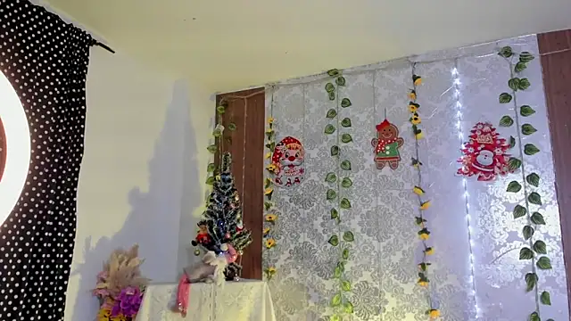 kelly thomson online show from 12/05/25, 01:25