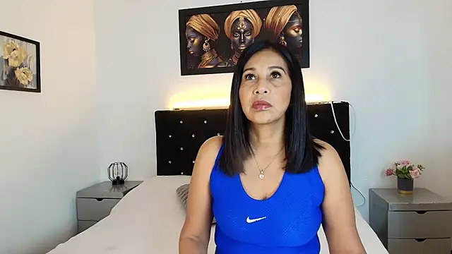 Snapshot of Shanon_mature chatting on 05/18/26, 06:58 Shanon mature online show from 05/18/26, 06:58