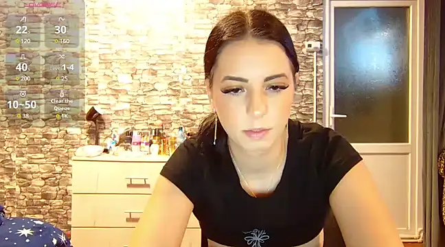 Snapshot of _Mari____ chatting on 01/31/25, 10:42 Mari online show from 01/31/25, 10:42