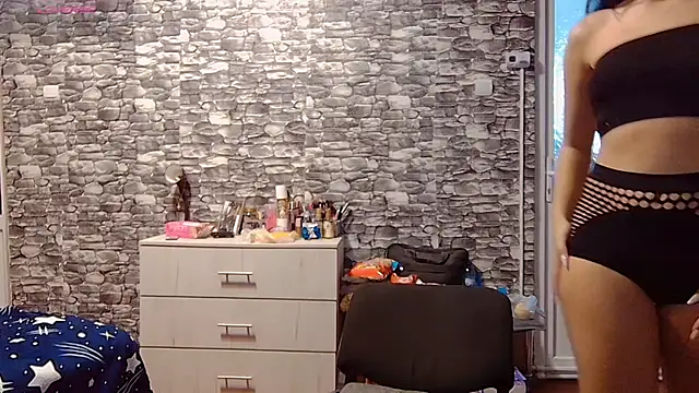 Snapshot of _Mari____ chatting on 10/01/25, 07:36 Mari online show from 10/01/25, 07:36