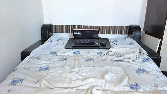 sweet-tinqerbell online show from 07/01/26, 09:33