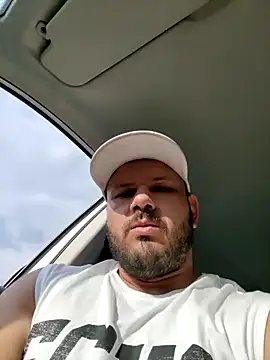 Snapshot of horsecockx chatting on 09/24/25, 02:09 horsecockx online show from 09/24/25, 02:09