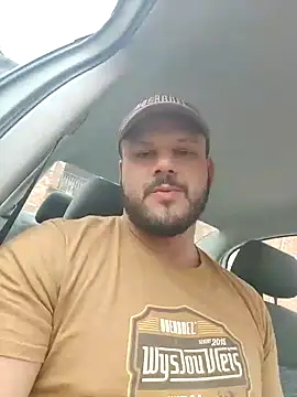 Snapshot of horsecockx chatting on 11/24/25, 06:57 horsecockx online show from 11/24/25, 06:57