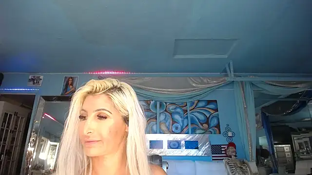 ADRIANNA FOX online show from 03/09/25, 04:49