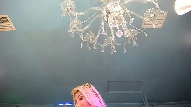 ADRIANNA FOX online show from 03/18/25, 10:57