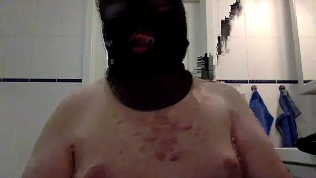 Snapshot of hamstergrabben chatting on 10/28/25, 04:09 hamstergrabben online show from 10/28/25, 04:09