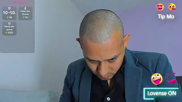 Snapshot of jhonyalzate2 chatting on 12/22/24, 06:28 jhonyalzate2 online show from 12/22/24, 06:28