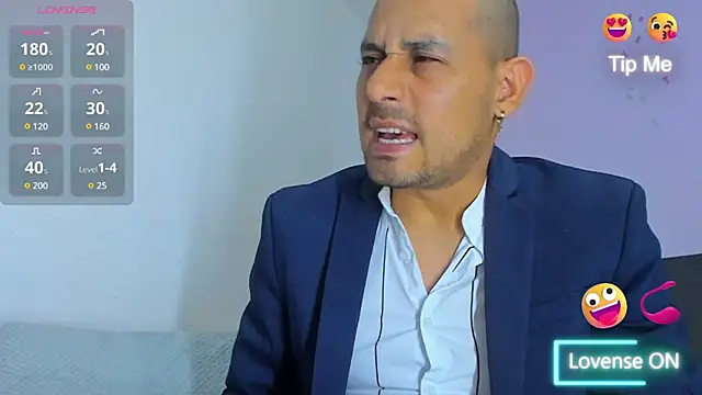 Snapshot of jhonyalzate2 chatting on 12/25/24, 02:35 jhonyalzate2 online show from 12/25/24, 02:35