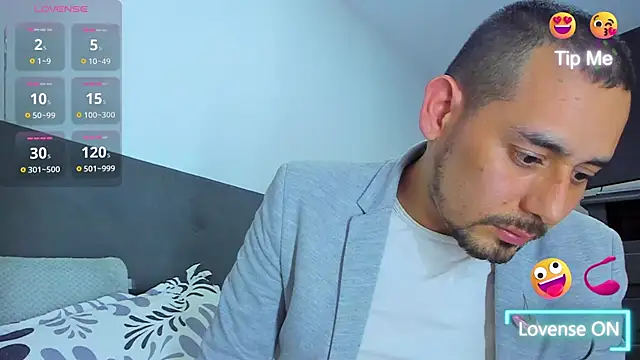 Snapshot of jhonyalzate2 chatting on 01/27/25, 01:26 jhonyalzate2 online show from 01/27/25, 01:26