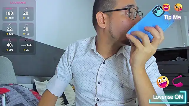 Snapshot of jhonyalzate2 chatting on 01/30/25, 12:18 jhonyalzate2 online show from 01/30/25, 12:18