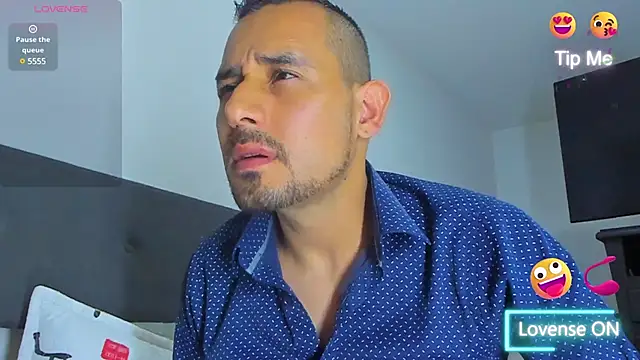 Snapshot of jhonyalzate2 chatting on 02/10/25, 01:24 jhonyalzate2 online show from 02/10/25, 01:24