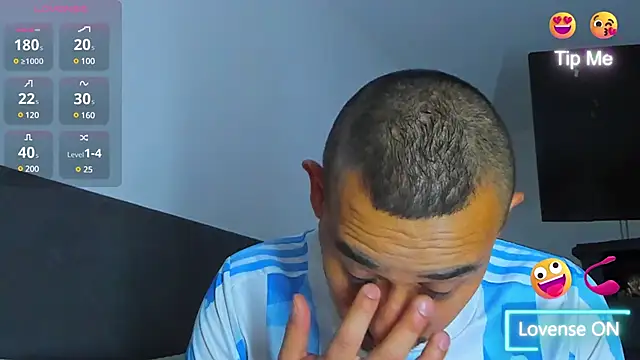 Snapshot of jhonyalzate2 chatting on 02/16/25, 11:37 jhonyalzate2 online show from 02/16/25, 11:37