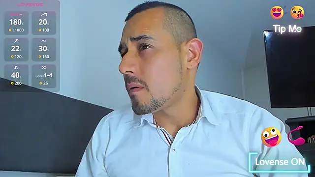 Snapshot of jhonyalzate2 chatting on 02/18/25, 02:59 jhonyalzate2 online show from 02/18/25, 02:59