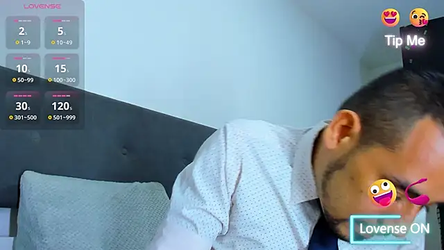 Snapshot of jhonyalzate2 chatting on 03/11/25, 01:26 jhonyalzate2 online show from 03/11/25, 01:26