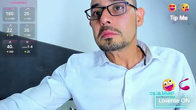 Snapshot of jhonyalzate2 chatting on 03/22/25, 12:06 jhonyalzate2 online show from 03/22/25, 12:06