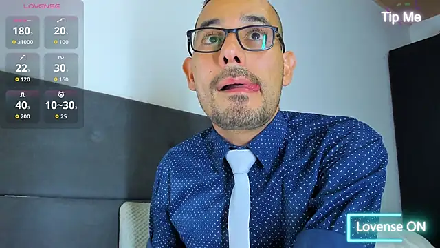 Snapshot of jhonyalzate2 chatting on 09/09/25, 03:17 jhonyalzate2 online show from 09/09/25, 03:17