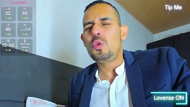 Snapshot of jhonyalzate2 chatting on 10/18/25, 03:20 jhonyalzate2 online show from 10/18/25, 03:20