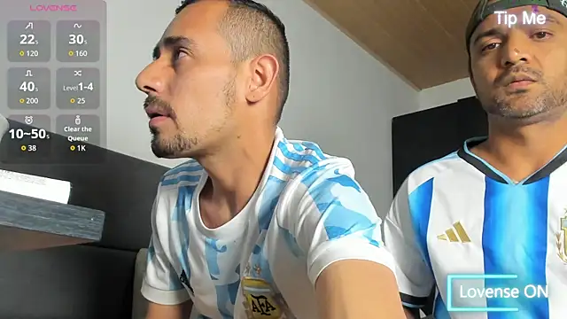 jhonyalzate2 online show from 07/02/26, 01:16