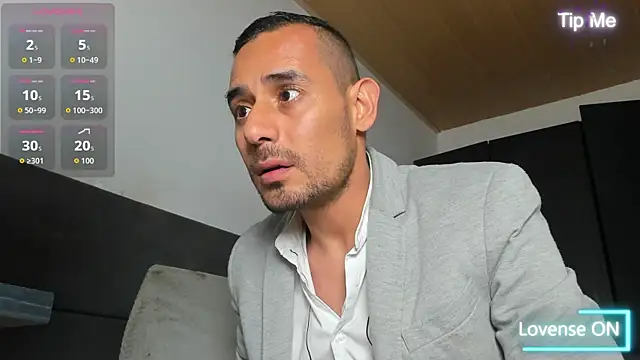jhonyalzate2 online show from 07/15/26, 02:50