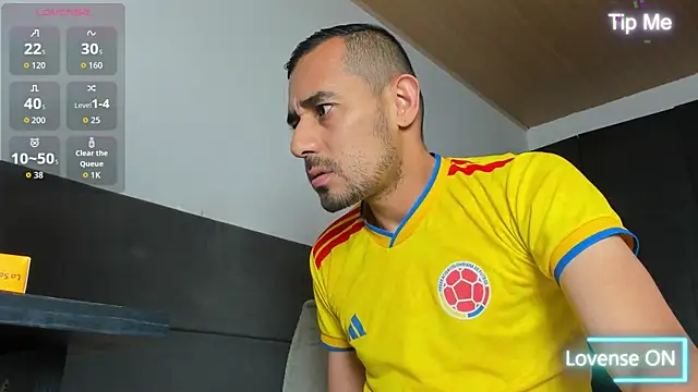 jhonyalzate2 online show from 07/17/26, 12:12