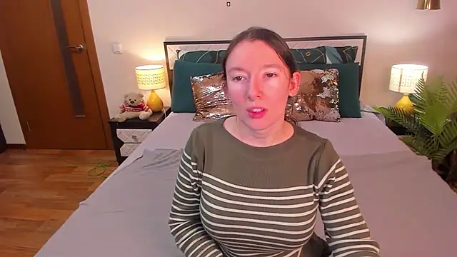Snapshot of CatherineWalls chatting on 03/09/26, 03:21 CatherineWalls online show from 03/09/26, 03:21