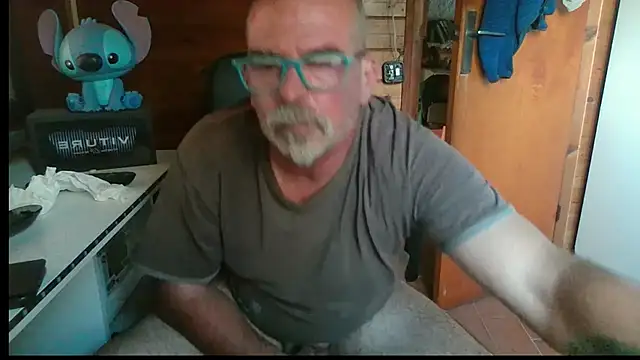 0oscar xxx online show from 10/04/25, 04:27