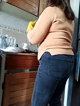 Vicky Rosse online show from 01/18/26, 05:50