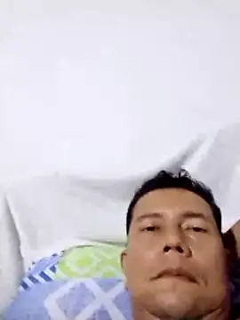 Lachuchaenlacara1988 online show from 02/24/26, 12:52