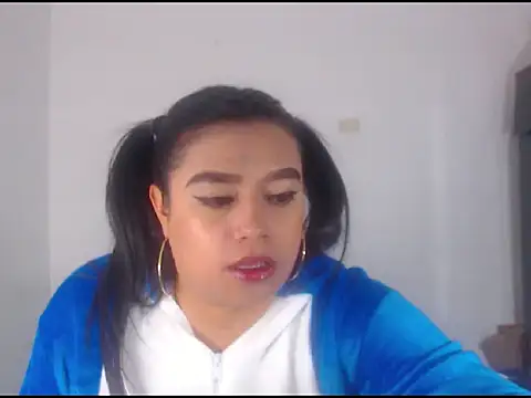 Snapshot of katrinawillff chatting on 05/22/26, 05:58 katrinawillff online show from 05/22/26, 05:58