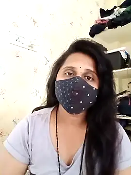 Indiantina online show from 11/19/25, 08:25