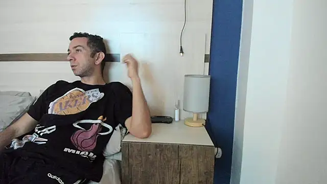 funcouple1985 online show from 03/11/25, 09:15