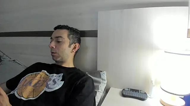 funcouple1985 online show from 03/12/25, 07:28