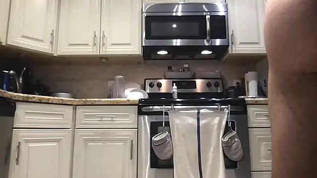 BigGuyMuscle online show from 03/20/25, 03:47