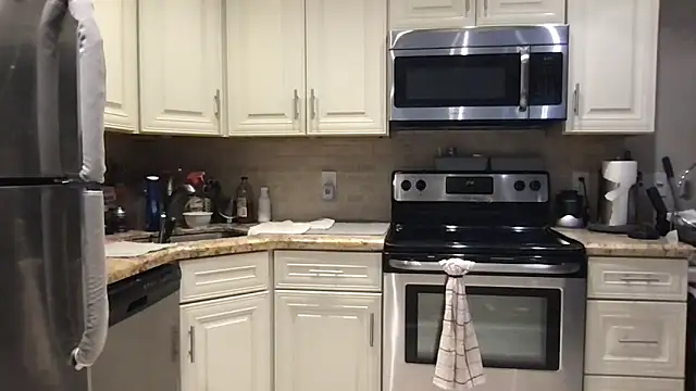 BigGuyMuscle online show from 02/14/26, 06:48