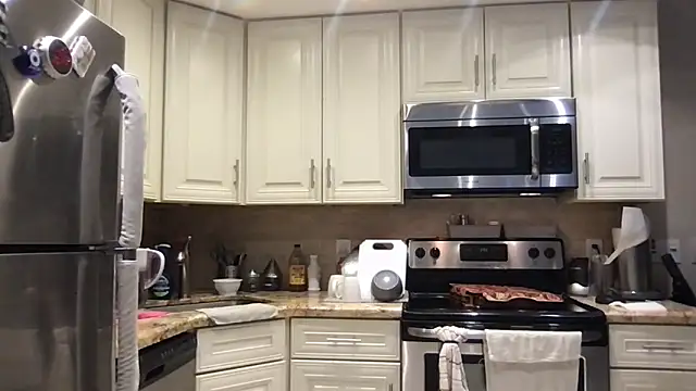 BigGuyMuscle online show from 02/17/26, 06:58